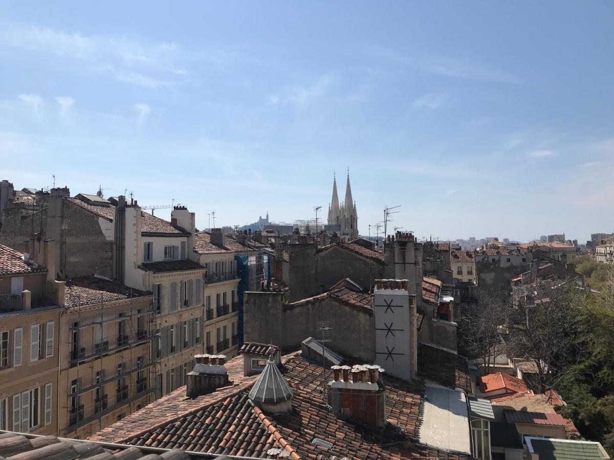 Grand Studio Avec Vue Sur Notre Dame De La Garde Marseille Exterior photo